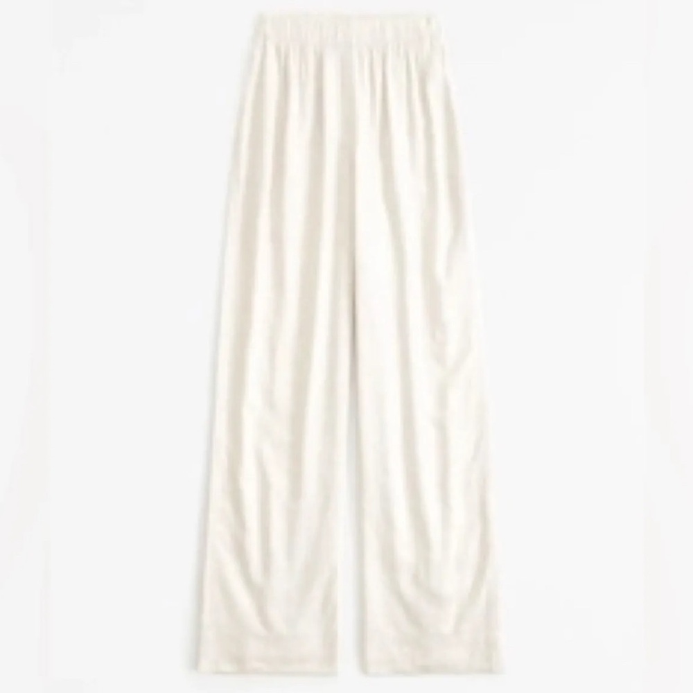 Abercrombie & Fitch Linen Pull-On Flare Pants - Picture 2 of 4